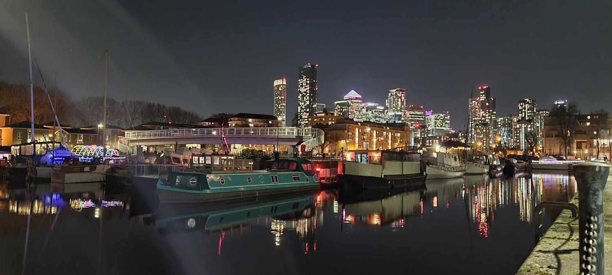 Riverside 1Br With Easy Transport 20Min To City Centre Londres Exterior foto