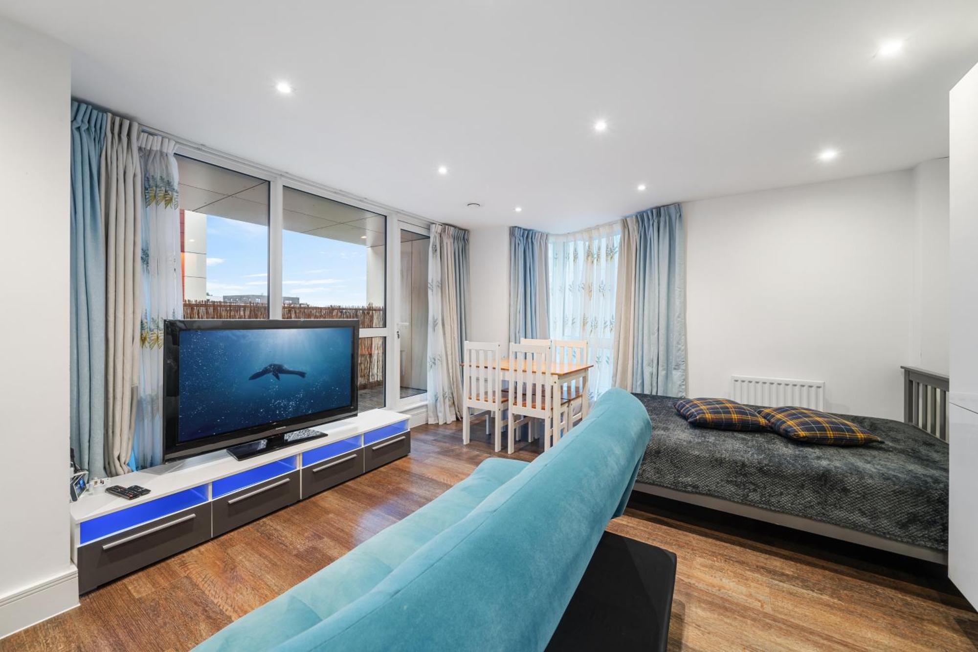 Riverside 1Br With Easy Transport 20Min To City Centre Londres Exterior foto